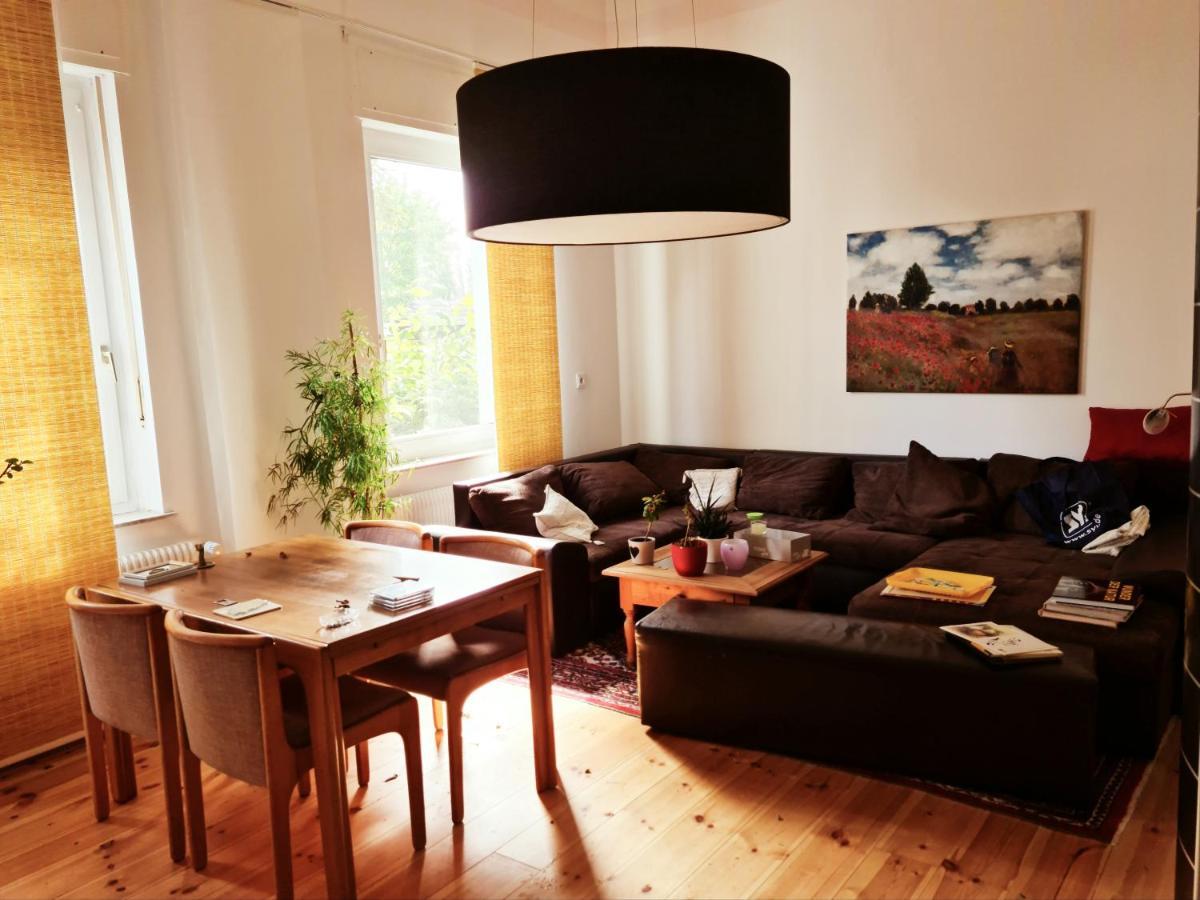 FeWo Nana -Eigener Eingang&Parkplatz, Netflix ,80m2sanierter Altbau Oberhausen  Exterior foto