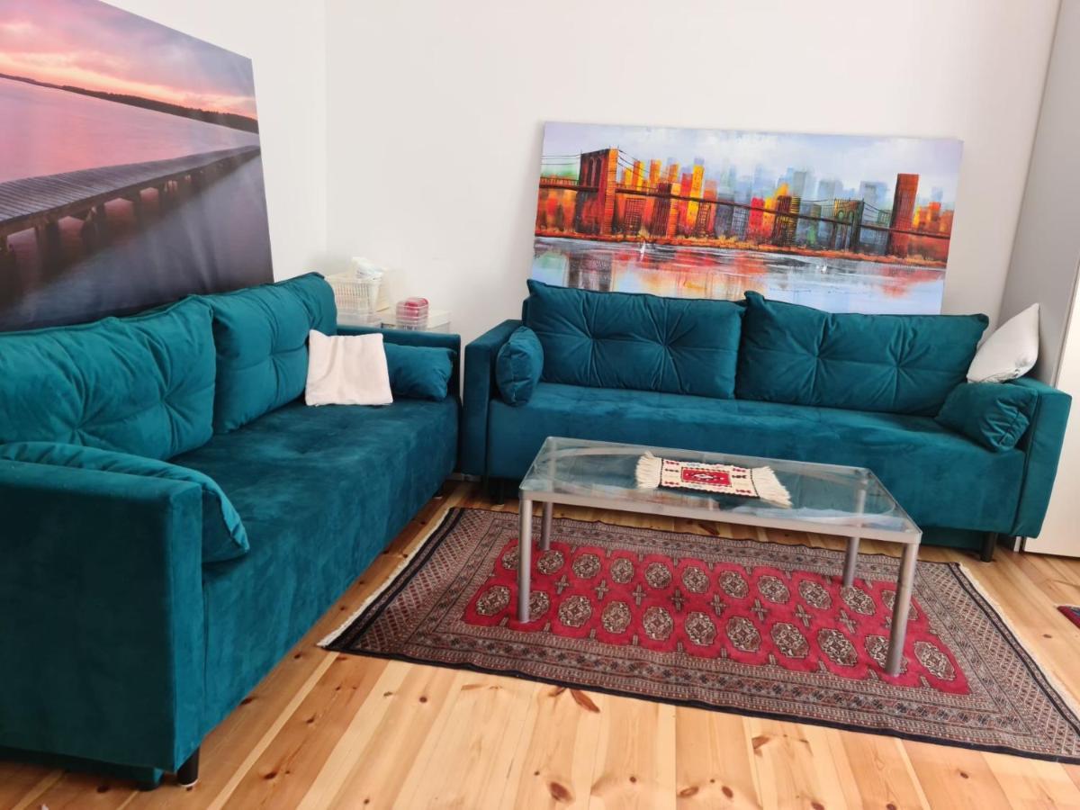 FeWo Nana -Eigener Eingang&Parkplatz, Netflix ,80m2sanierter Altbau Oberhausen  Exterior foto