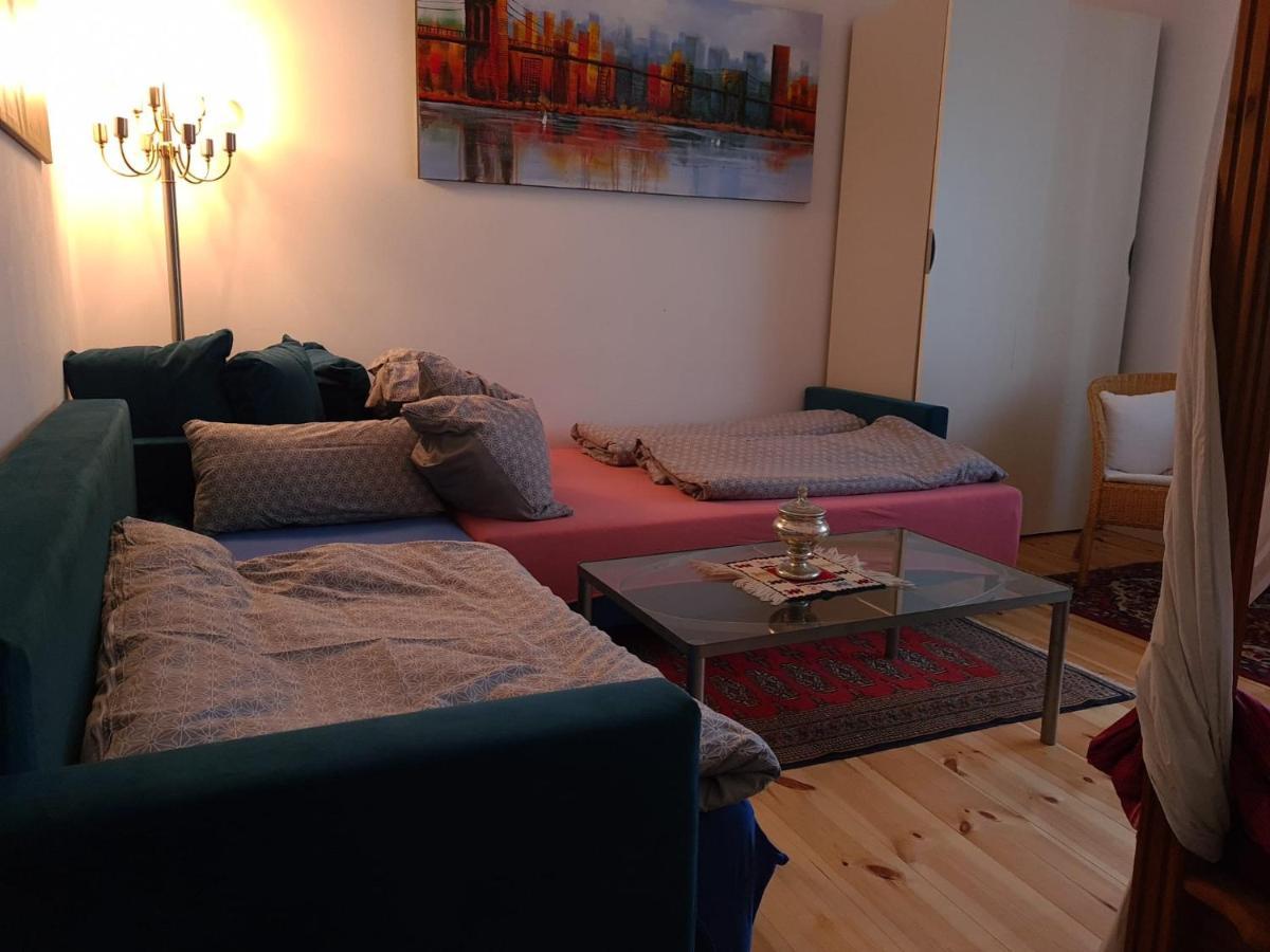 FeWo Nana -Eigener Eingang&Parkplatz, Netflix ,80m2sanierter Altbau Oberhausen  Exterior foto